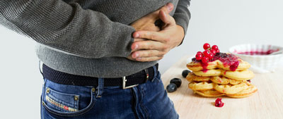 Co na ból brzucha? Objawy i leczenie